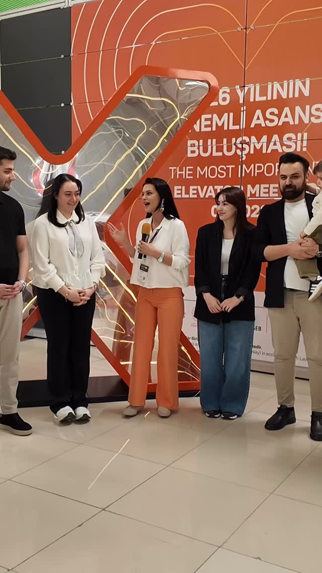 ELEVEX ekibiyle fuar boyunca yaşanan anları ve organizasyon sürecini konuştuk 